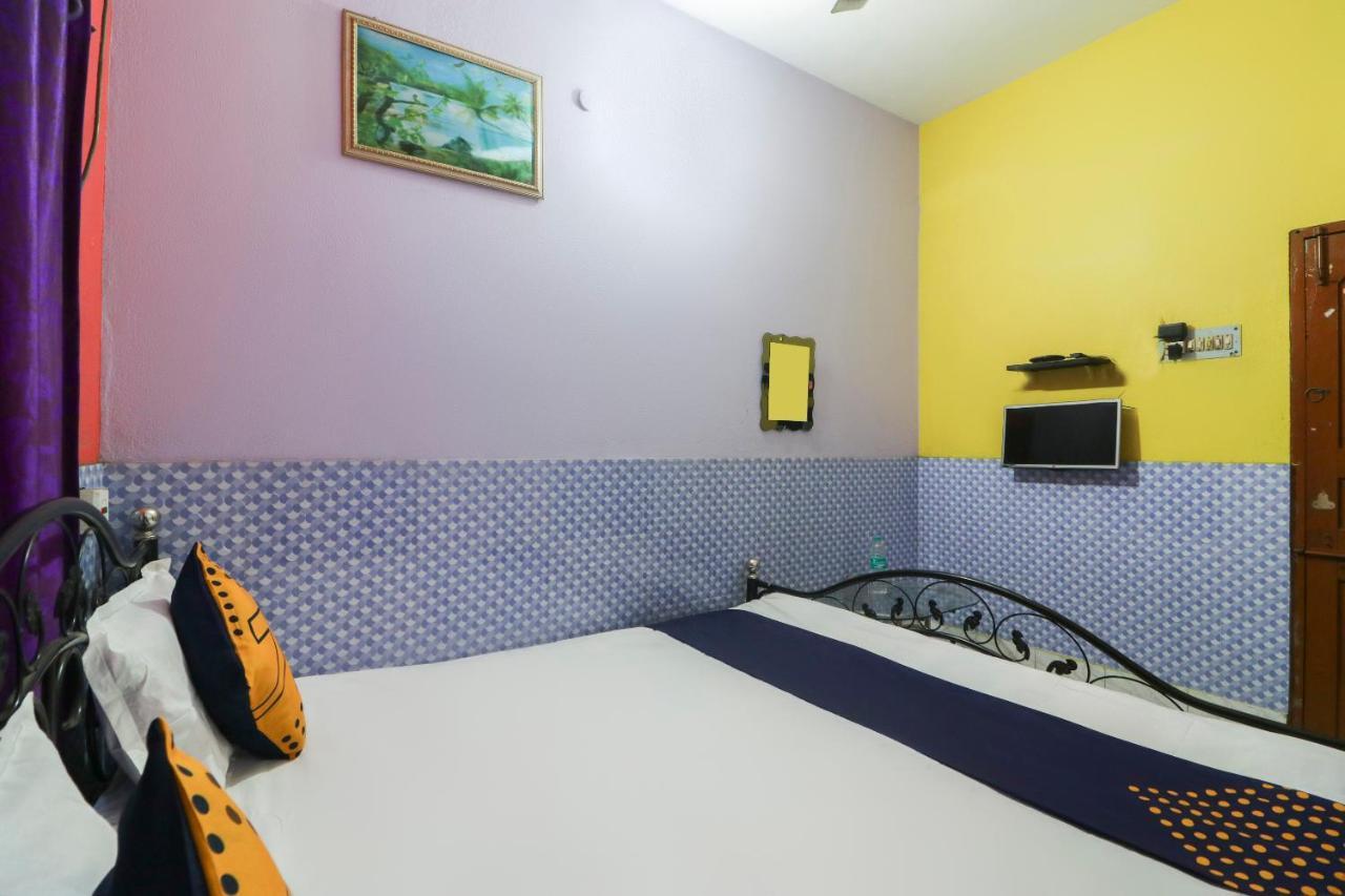 Spot On 49584 Asmi Hotel Hugli-Chinsurah Екстер'єр фото