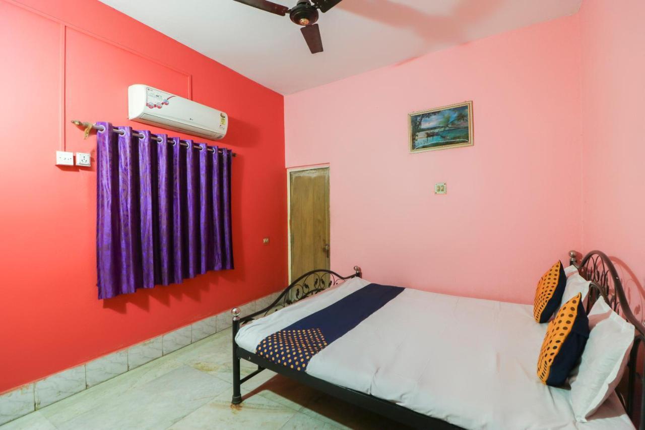 Spot On 49584 Asmi Hotel Hugli-Chinsurah Екстер'єр фото