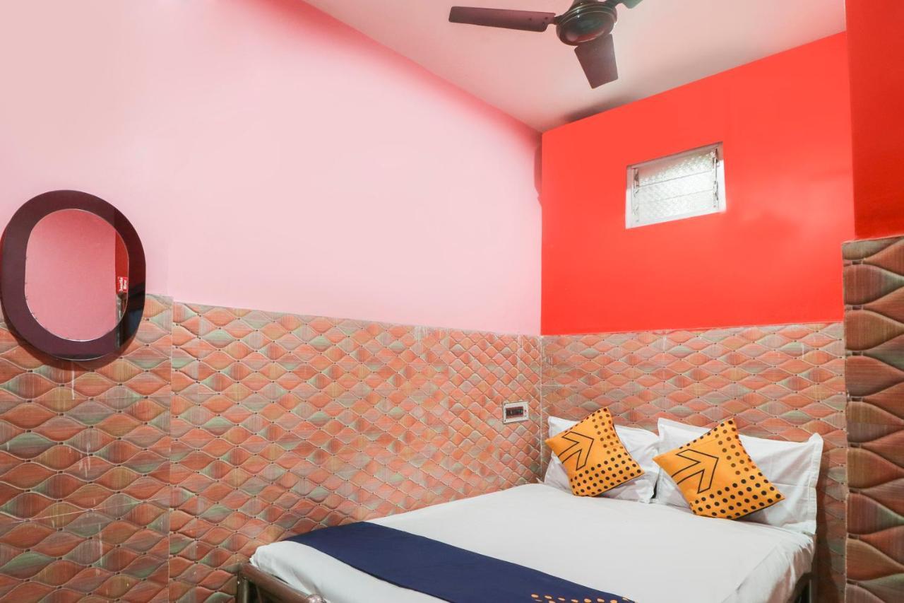 Spot On 49584 Asmi Hotel Hugli-Chinsurah Екстер'єр фото